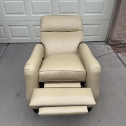 Ethan Allen “ Aiden “ Power Recliner and Footrest