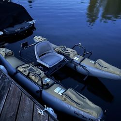 Pontoon Fishing Boat 