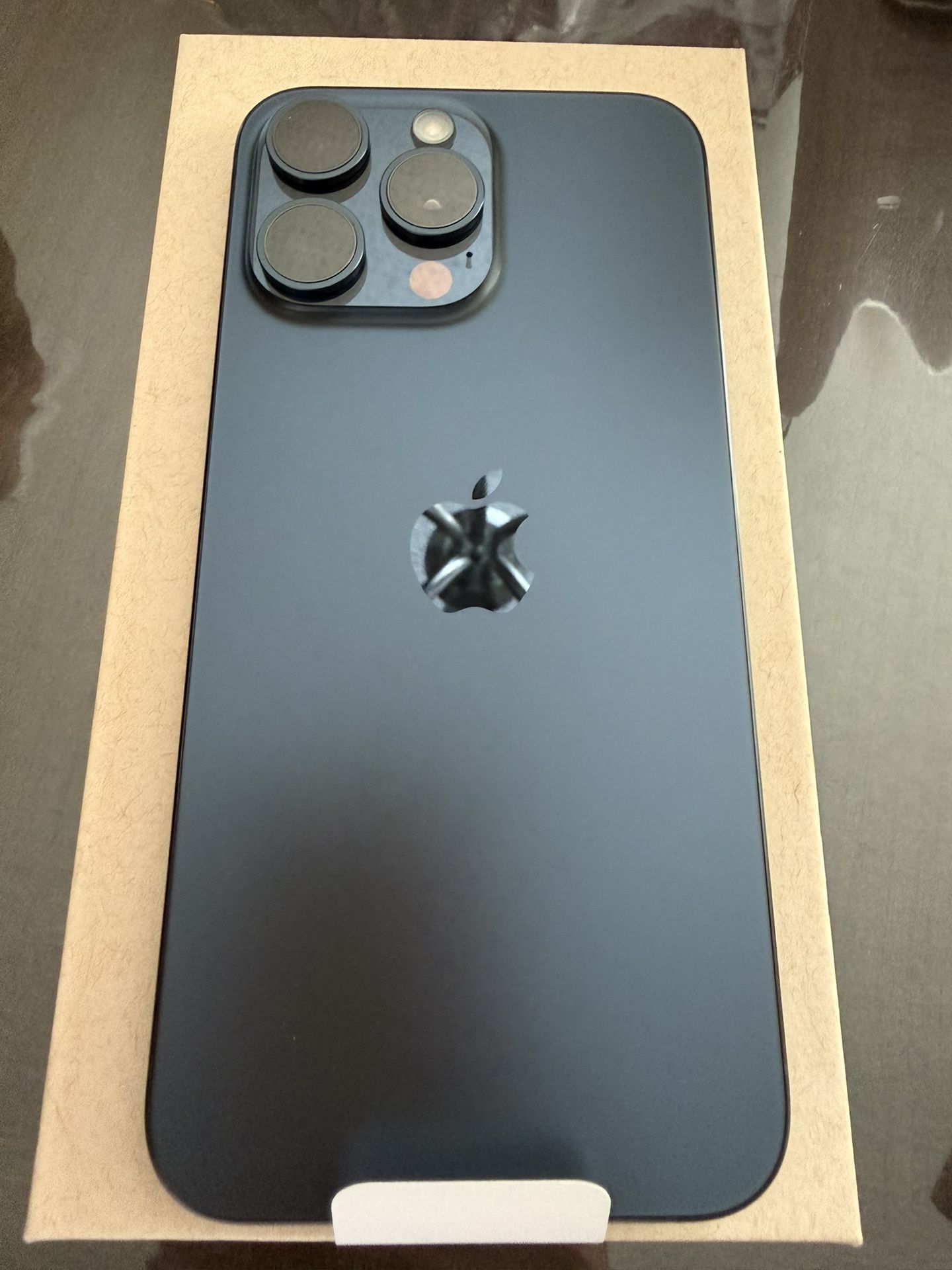 IPhone 15Pro Max 512GB UNLOCKED