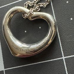 Tiffany & Co Large Silver Heart Elsa Peretti Necklace 