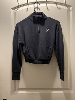 GYMSHARK SWEATER