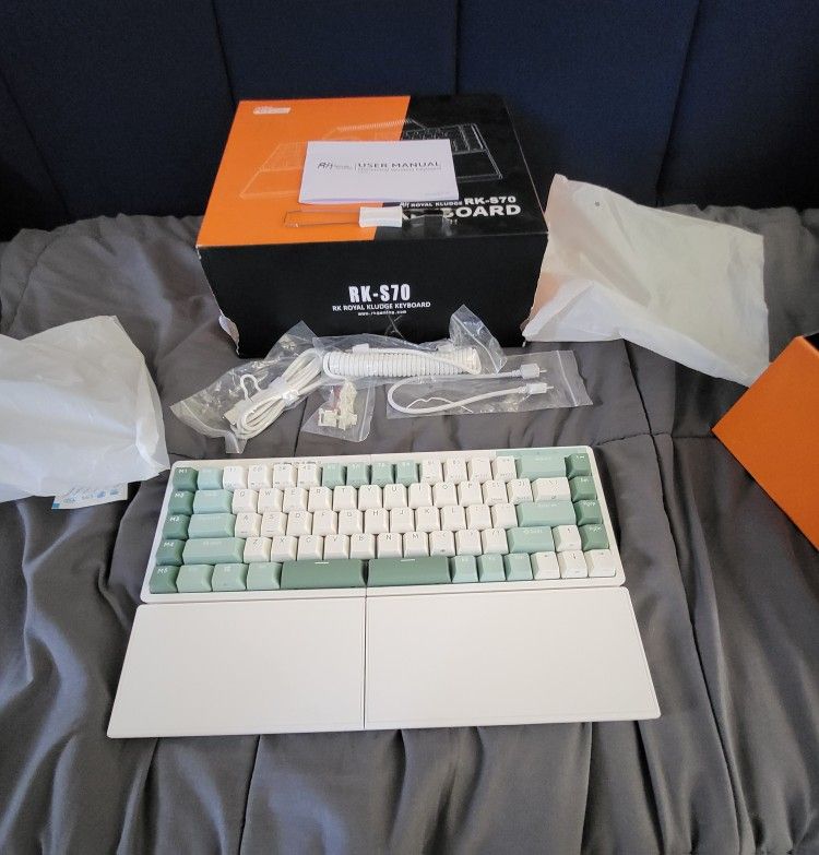 RK Mechanical Keyboard RK-S70