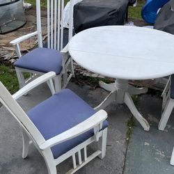 Free Table Set 