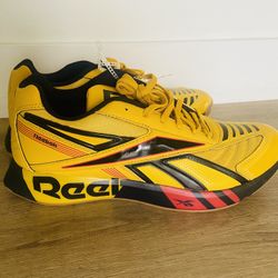 Reebok Futsal Fusion Soccer. Size 9 1/2. 