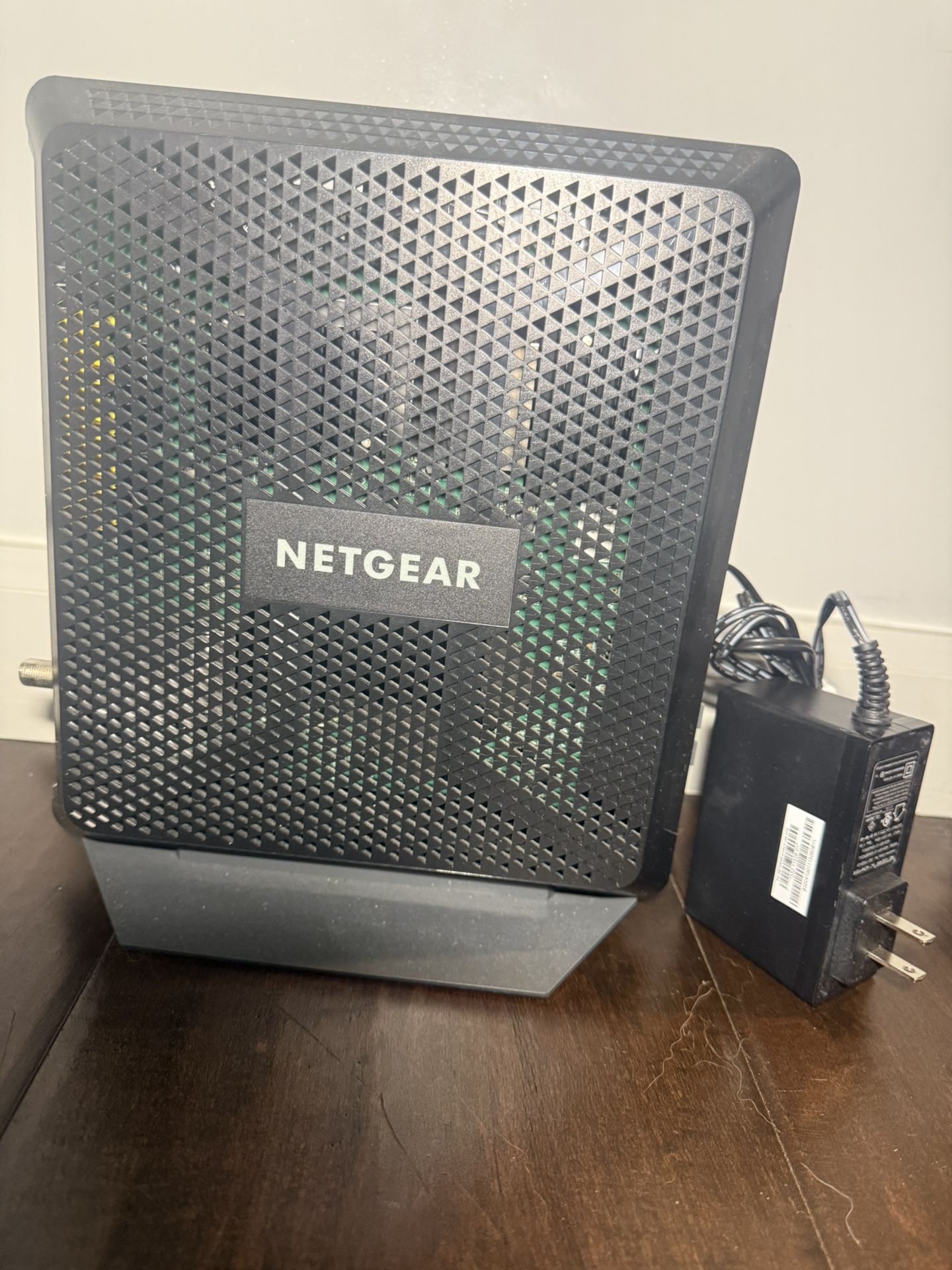 Netgear Nighthawk Hi Speed Cable Modem