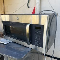 Used Over the Range Microwave Oven