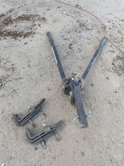 Anti sway hitch for your travel trailer