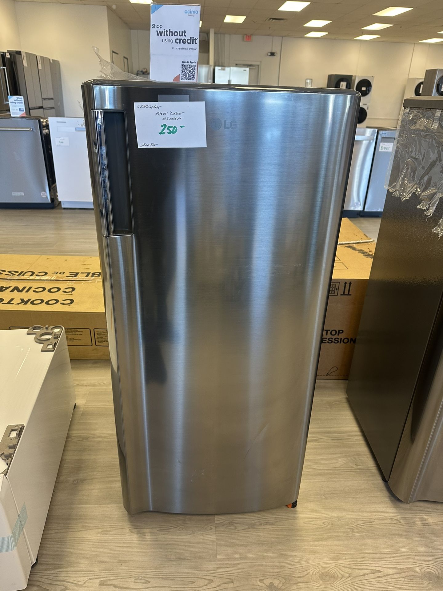 LG Single Door Mini Fridge