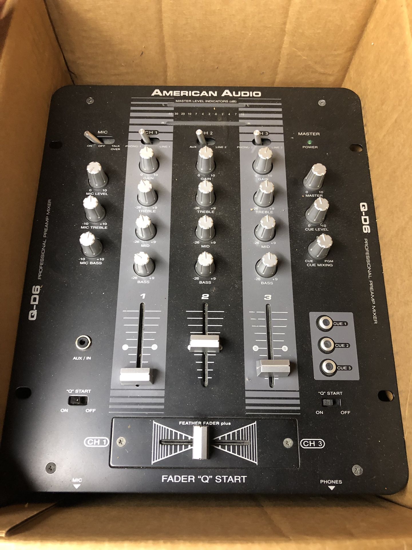 American Audio Q-D6 Dj mixer for Sale in Pasadena, CA - OfferUp