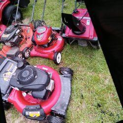 Mowers And Blowers.     Honda