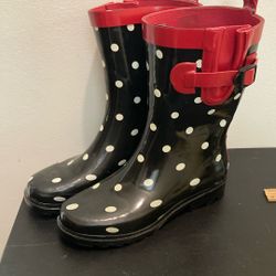 Capelli, New York Size 7 Polkadot Rain Boots