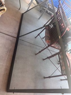 Free screen door