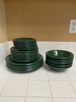 Newcor Dinnerware Set – Plates Size L, M, S, and Bowls