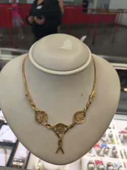 14k solid gold coin necklace 20.7 grams 22 Long layway available 10%dwon if you interested please make sure you ask for Maribel thank you