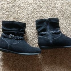 Boots  Size  2