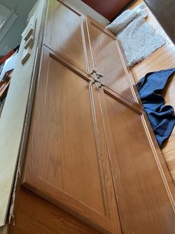 Oak plywood floor to ceiling cabinet $20