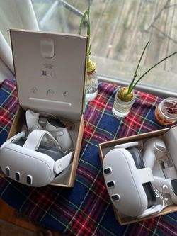 META QUEST 3 512GB VR HEADSET EXCELLENT CONDITION