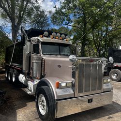 2005 Peterbilt 379 long hood