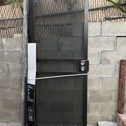 Screen Door