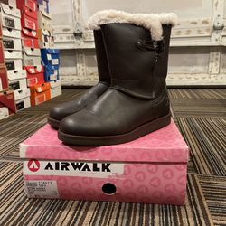 Airwalk Women's Winter Myra Short Boots Brown 8.5W