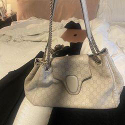 Gucci Purse And Wallet 