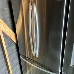 Kenmore French Door Stainless Steel Refrigerador 