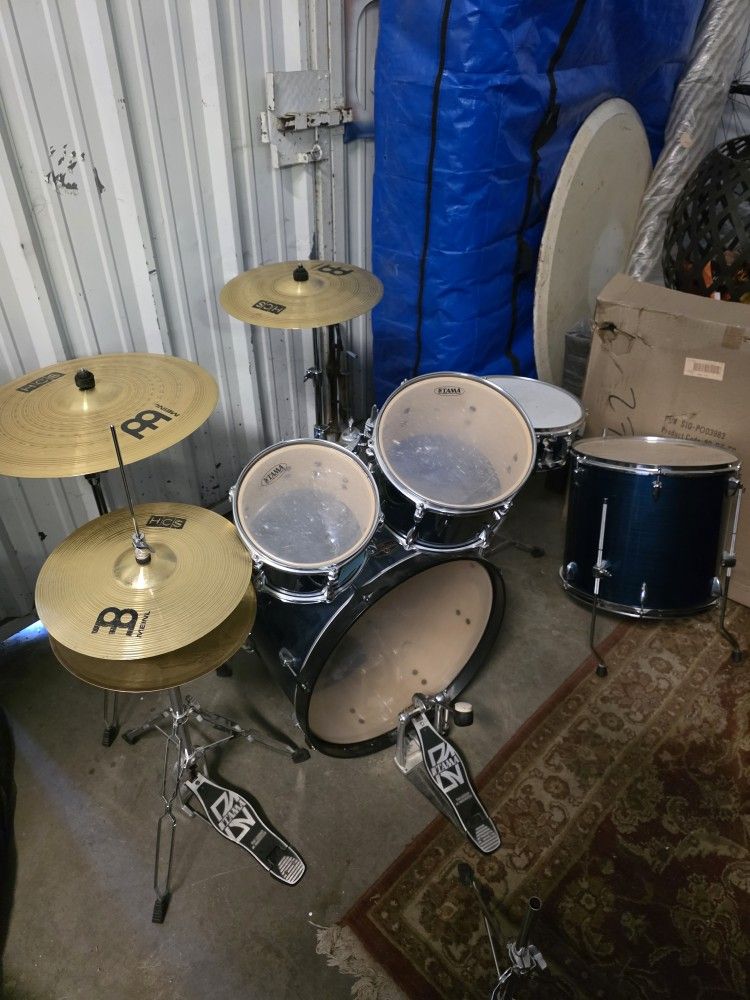 Tama Imperial Star Drum Set