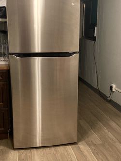 Stainless steel LG refrigerator freezer