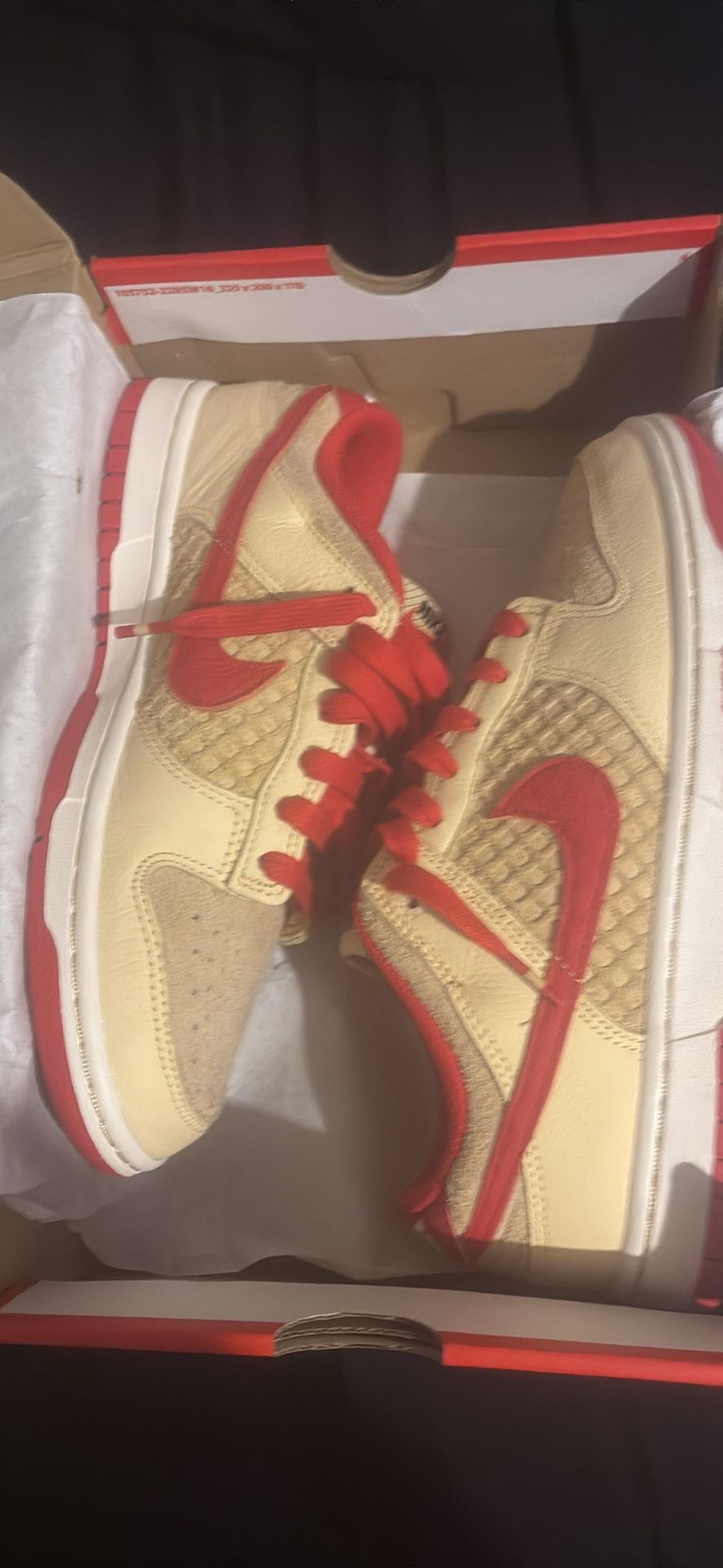 Nike Low Dunk “Strawberry Waffle”