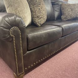 🇺🇸HUGE Ashley Furniture Blowout Sale!🇺🇸 Brand New Sofa Loveseat SET W/ Accent Pillows Included! $50 Down Takes It Home!