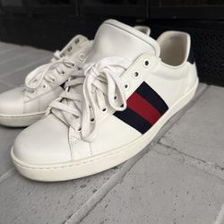 Gucci Shoes 