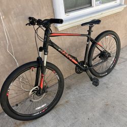 Giant Mountain Bike