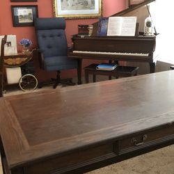 Desk & chair