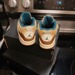 8c Jordan 4s Brown ,light Brown And Green 