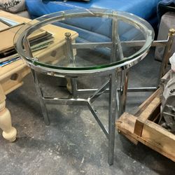 Stands Or Coffee Tables 