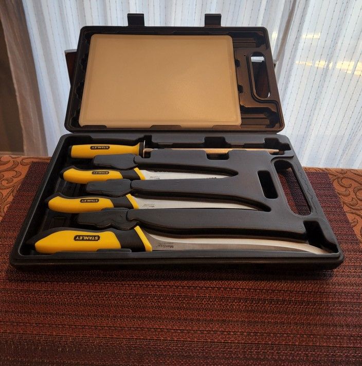 X-acto Knife Set for Sale in South Bend, IN - OfferUp