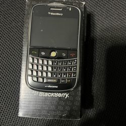 New In Box With Charger Original Blackberry Bold 9000 Black Mobile Phone Cell Phone