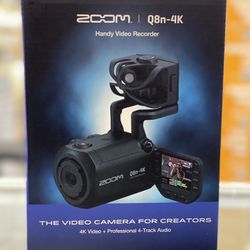Zoom Q8n-4K Handy Video Recorder 