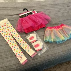 LITTLE GIRLS HELLO KITTY LEGGINGS, GLOVES & 2 TUTU’S 