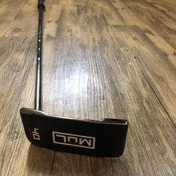 Mul 40 Chipper hybrid Putter Golf Club RH Steel Shaft *mint condition