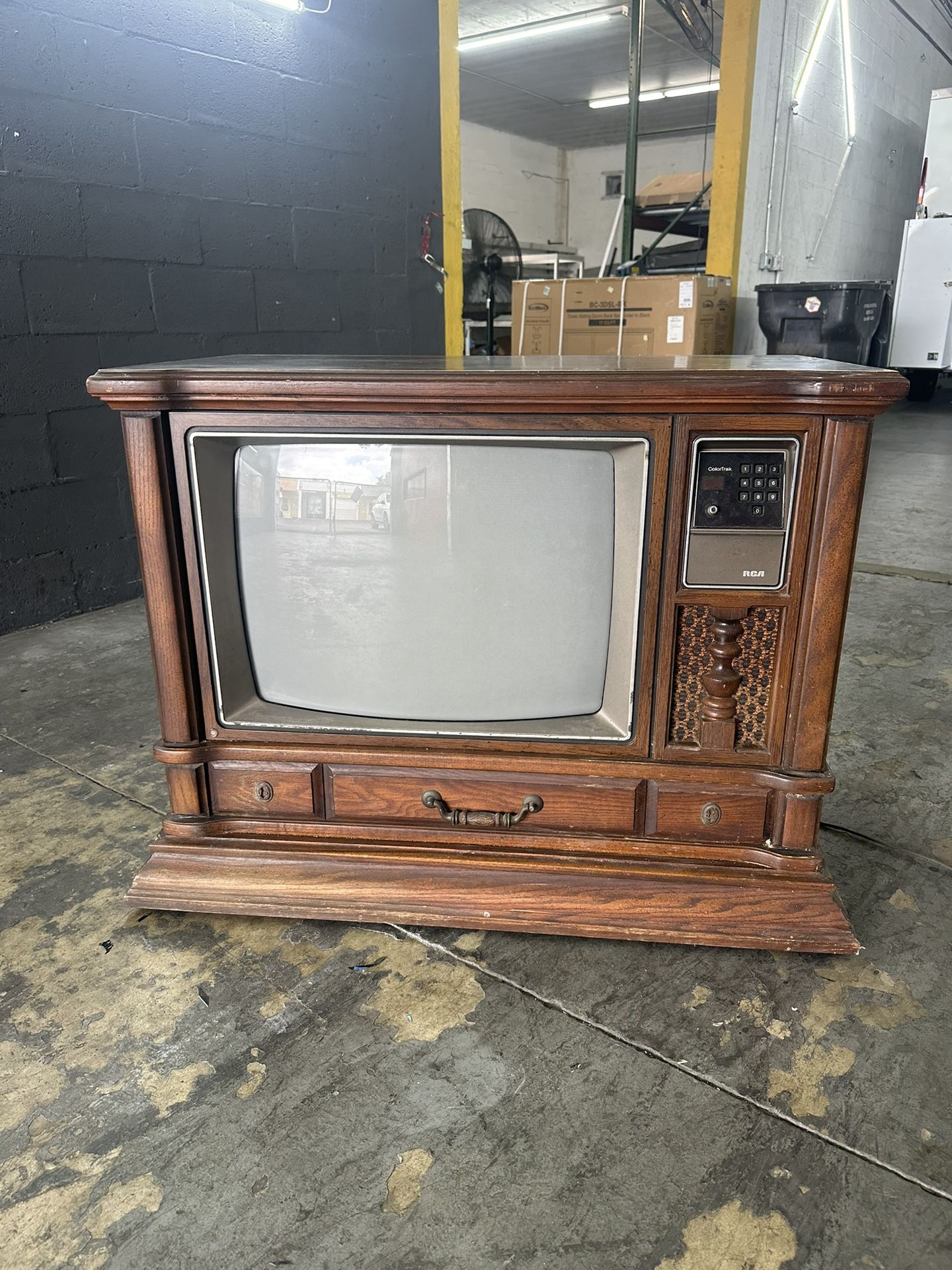 Vintage RCA TV