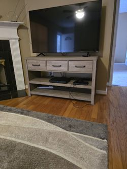 ** ASHLEY  DRIFTWOOD  TV  STAND **