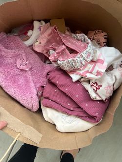 Baby girl clothes 6-9 months