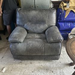 Big Grey Comfy Chair. Super Soft And Sturdy.