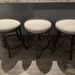 3 Bar Stools