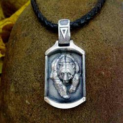 316L Stainless Steel Double-Sided Viking Bear Pendant Necklace