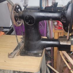 Singer 133k10 leather sewing machine
