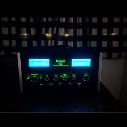 MCLNTOSH TUBE INTERGRATED AMPLIFIER 