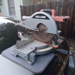 Skillsaw chop saw with 10 inch blade