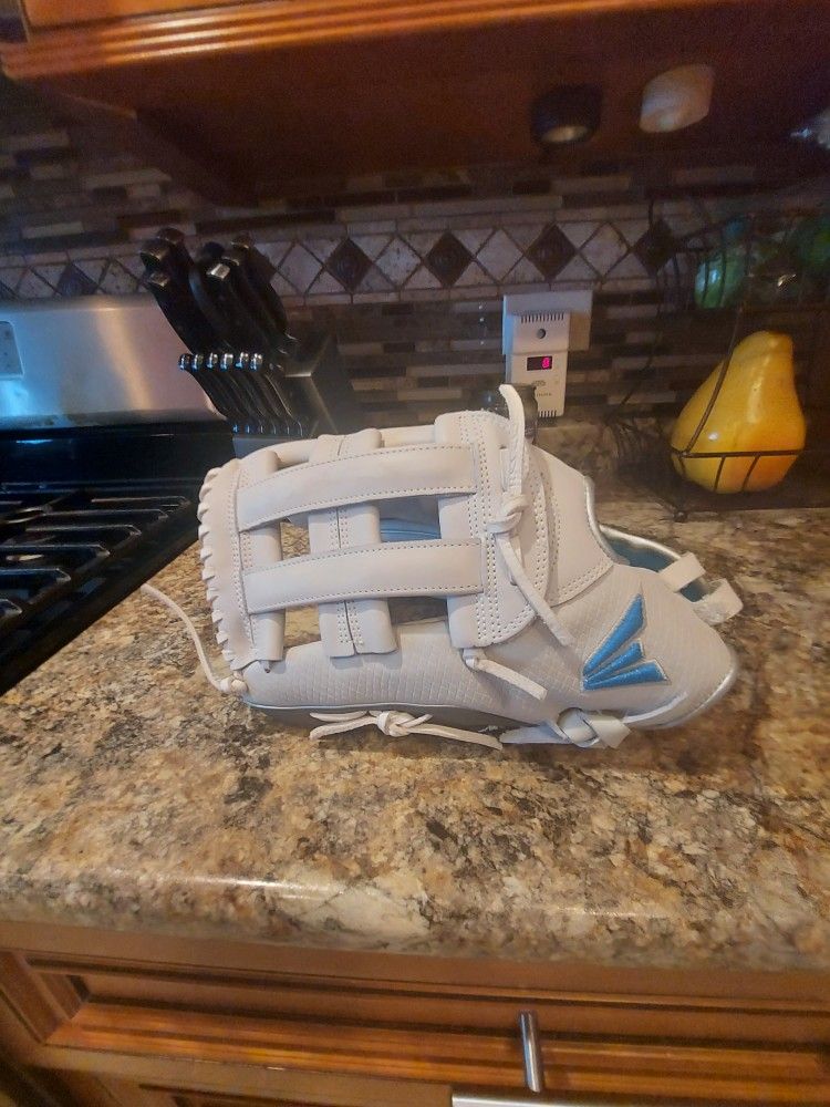 Easton Ghost Softball Glove-12.75